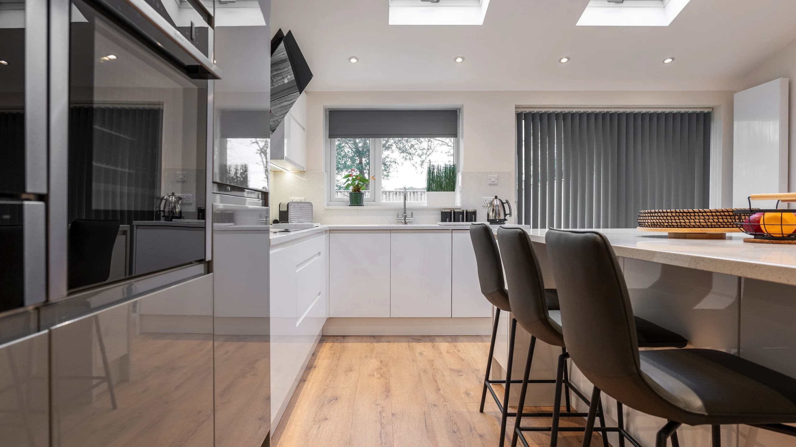 Kitchen Renovation and Installation in N16 photo 4