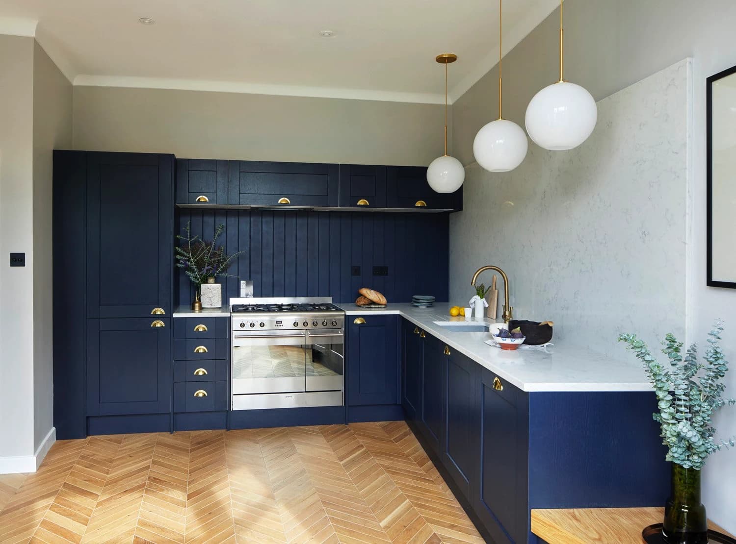 Kitchen renovation and installation in E10