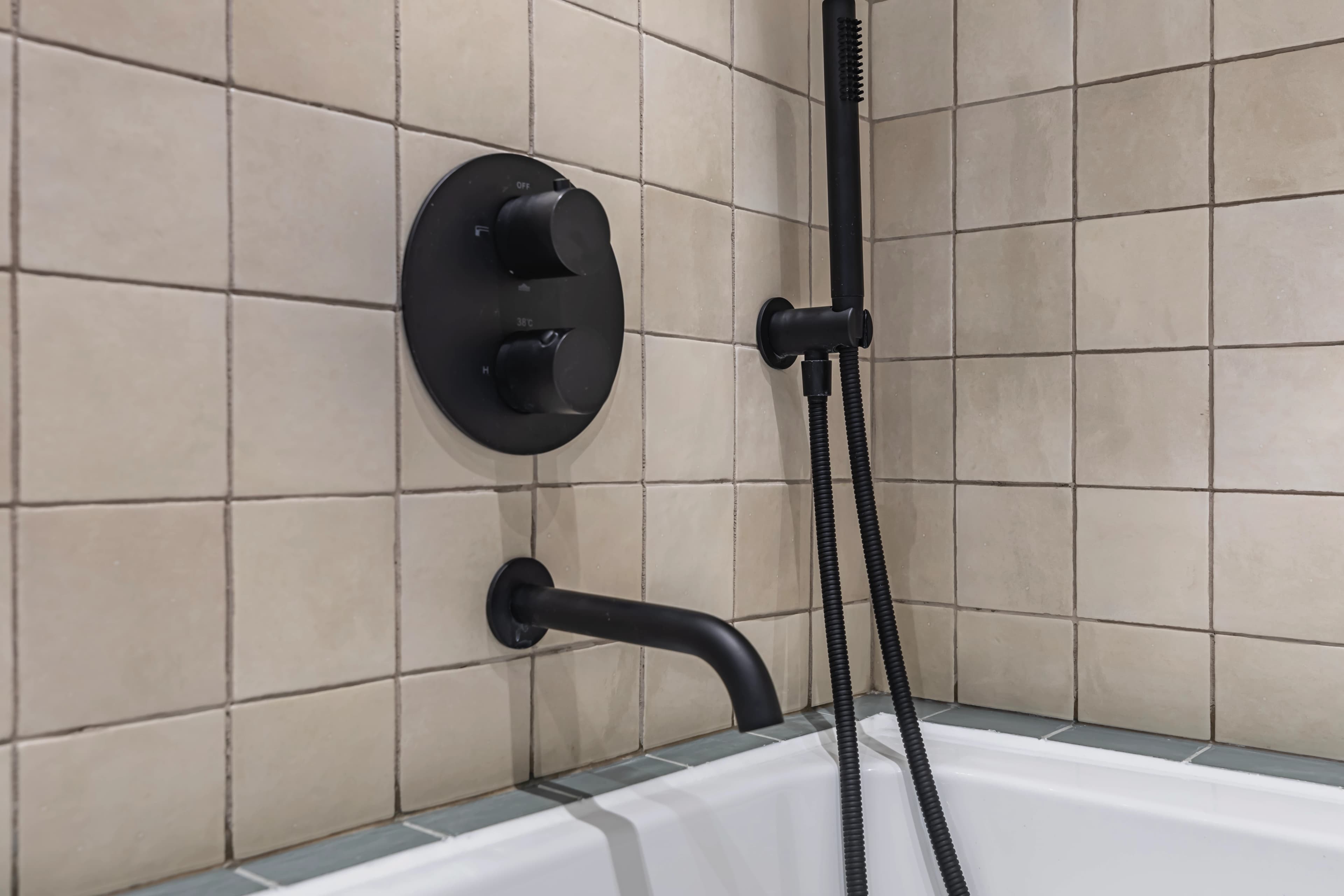 Whole-Home Renovation and Rear Extension in N19 photo 3