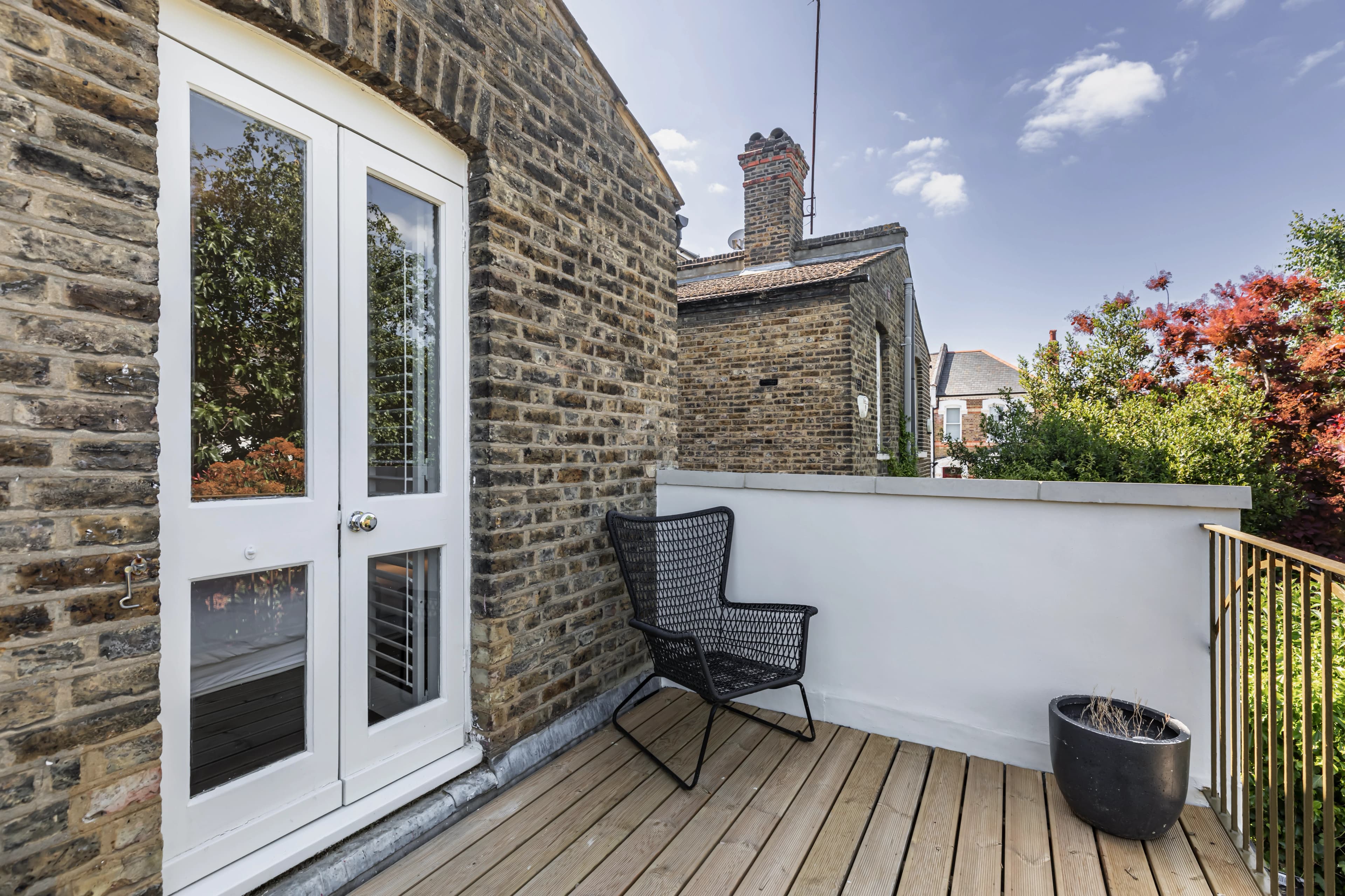 Whole-Home Renovation and Rear Extension in N19 photo 10